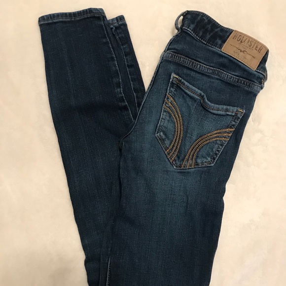 Hollister Jeans - Picture 2 of 2
